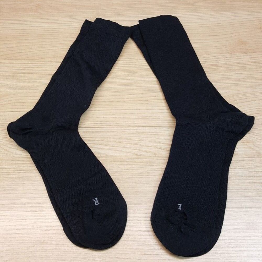 PERRY ELLIS Crew Dress Socks Black 2-Pack Compression Stretch Knit